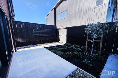 Photo of property in 8 Rahopuru Road, Westgate, Auckland, 0614