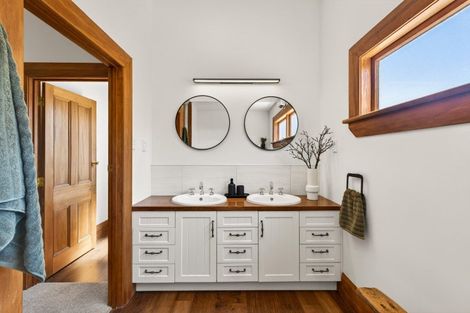 Photo of property in 1002 Fitzroy Avenue, Mahora, Hastings, 4120