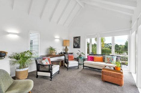 Photo of property in 217 Point View Drive, East Tamaki Heights, Auckland, 2016