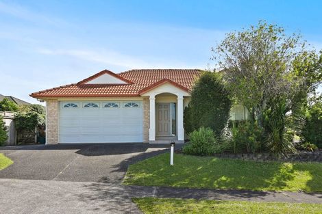 Photo of property in 32 Highfields Terrace, Henderson, Auckland, 0612