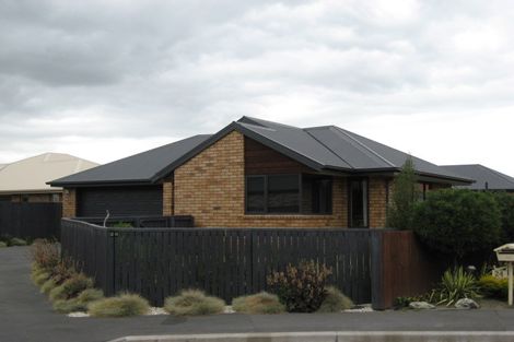 Photo of property in 26 Highwood Lane, Burnside, Christchurch, 8053