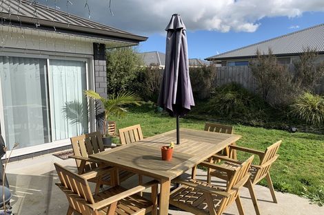 Photo of property in 10 Tilly Lane, Huapai, Kumeu, 0810