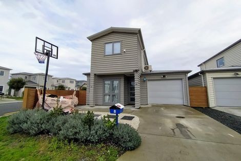 Photo of property in 8 Tribute Loop, Takanini, 2112