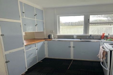 Photo of property in 15-17 Corinna Street, Waitangirua, Porirua, 5024