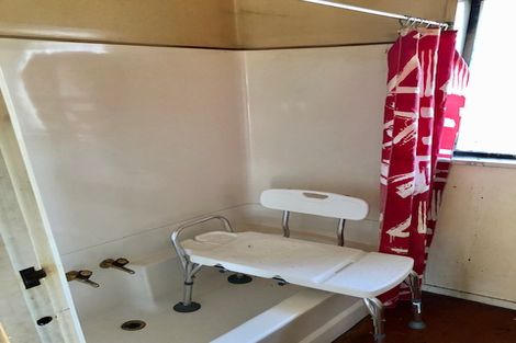 Photo of property in 2/6a Kallu Crescent, Mount Roskill, Auckland, 1041
