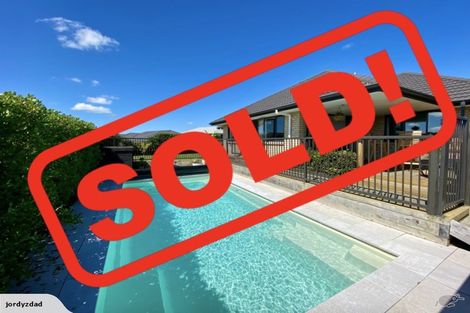 Photo of property in 16 Tokerau Crescent, Pukekohe, 2120