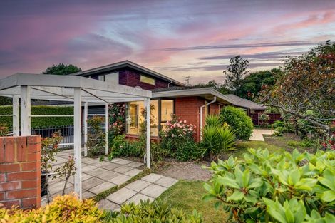 Photo of property in 2 Rubens Place, Burnside, Christchurch, 8053