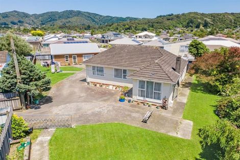 Photo of property in 29 Ruthven Road, Wainuiomata, Lower Hutt, 5014