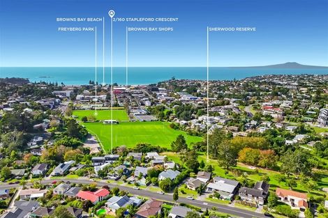 Photo of property in 2/160 Stapleford Crescent, Browns Bay, Auckland, 0630
