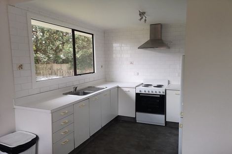 Photo of property in 12 Freyberg Crescent, Waikanae Beach, Waikanae, 5036