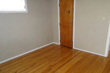 Photo of property in 5 Waverley Avenue, Glenfield, Auckland, 0629