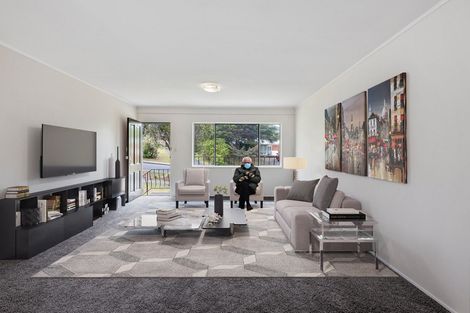 Photo of property in 2/38 Lynden Avenue, Hillcrest, Auckland, 0627