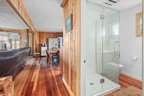 Photo of property in 8 Point Road, Mokau, 4376