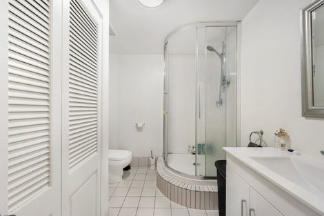 Photo of property in Mansfield Towers, 1 Grant Road, Thorndon, Wellington, 6011