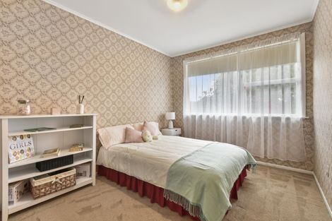 Photo of property in 10 Lomas Place, Manurewa, Auckland, 2102