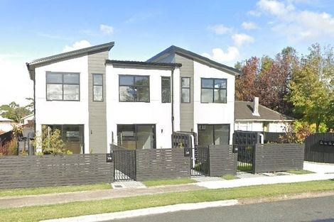 Photo of property in 2/66 Metcalfe Road, Ranui, Auckland, 0612