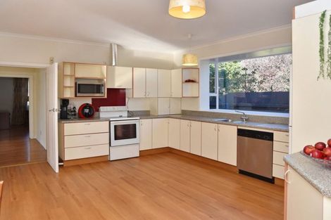Photo of property in 213 Main North Road, Redwood, Christchurch, 8051