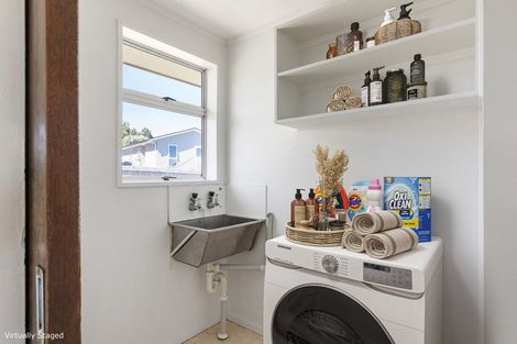 Photo of property in 12 Rangataua Street, Welcome Bay, Tauranga, 3112