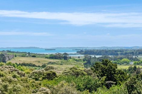 Photo of property in 586 Whitford Road, Whitford, Howick, 2571