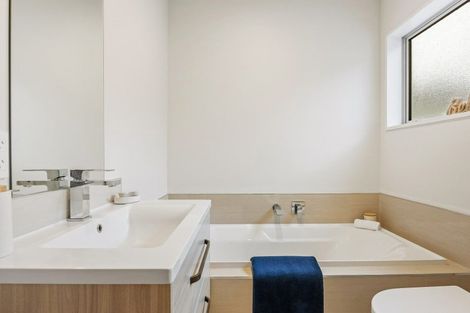 Photo of property in 2/33 Elizabeth Street, Riccarton, Christchurch, 8041