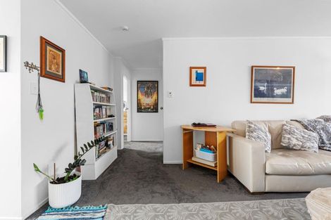 Photo of property in 5/13 Seabrook Avenue, New Lynn, Auckland, 0600