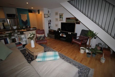 Photo of property in Mendosa Terraces Apartments, 20/9 Ebor Street, Te Aro, Wellington, 6011