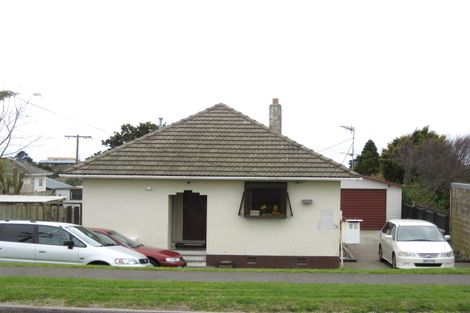 Photo of property in 95 Clemow Road, Fitzroy, New Plymouth, 4312