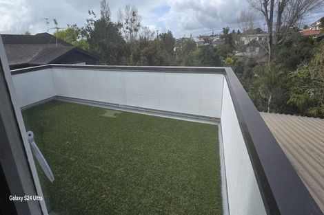 Photo of property in 25 Glenfern Road, Mellons Bay, Auckland, 2014