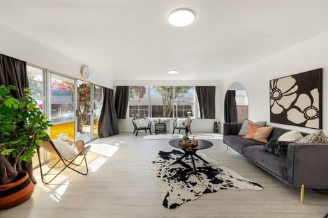 Photo of property in 4 Sandalwood Drive, Dinsdale, Hamilton, 3204