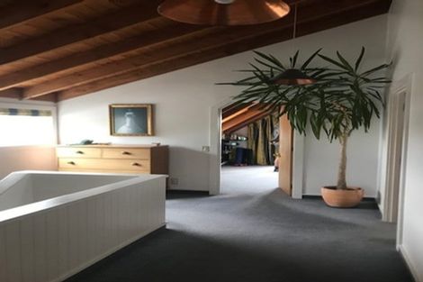 Photo of property in 133 Breaker Bay Road, Breaker Bay, Wellington, 6022