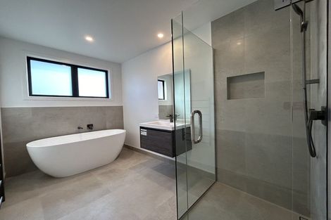 Photo of property in 6 Friesian Close, Jacks Point, 9371