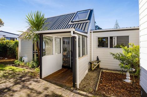 Photo of property in 14 Antonia Place, Bell Block, New Plymouth, 4312