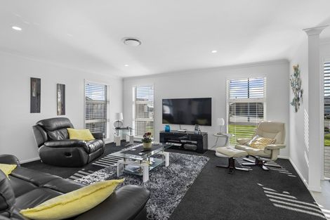 Photo of property in 7 Claremont Crescent, Amberley, 7410