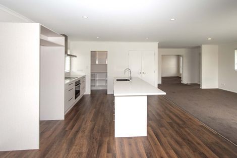 Photo of property in 31 Tara Crescent, Woodend, 7610