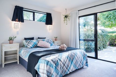 Photo of property in 10 Ludlow Place, Parklands, Christchurch, 8083