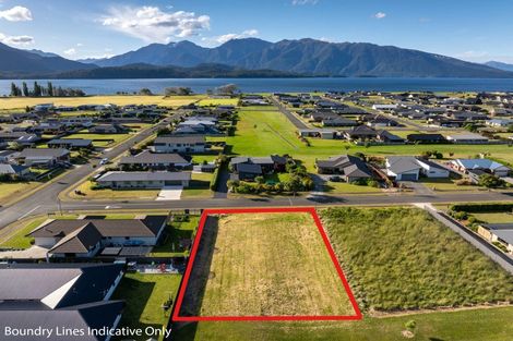 Photo of property in 8 Wet Jacket Place, Te Anau, 9600