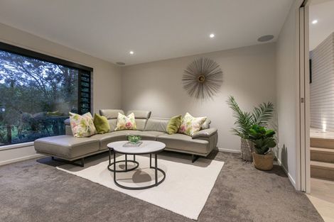 Photo of property in 21b Churchouse Road, Greenhithe, Auckland, 0632