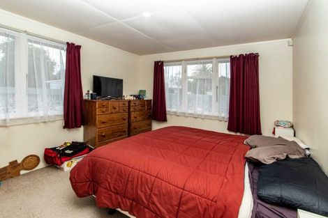 Photo of property in 3 Myers Place, Tamatea, Napier, 4112