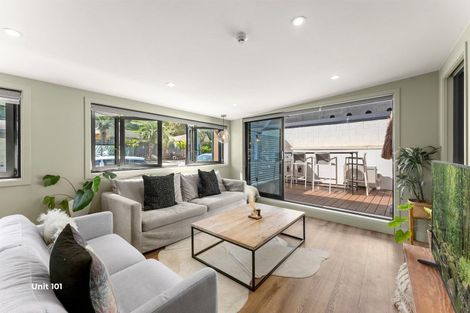 Photo of property in 102/6 Adams Avenue, Mount Maunganui, 3116