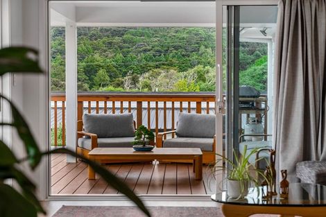 Photo of property in 37 Josh Road, Huapai, Kumeu, 0810