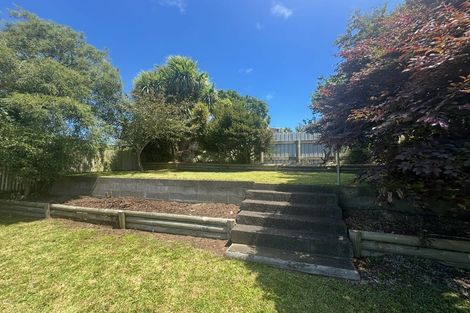 Photo of property in 73 Mould Street, Waitara, 4320