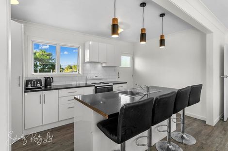 Photo of property in 194 Heatley Road, Whakapirau, Maungaturoto, 0583