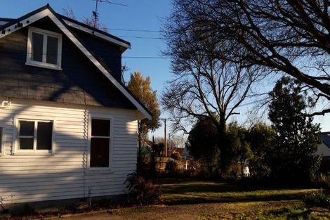 Photo of property in 27 Avonhead Road, Avonhead, Christchurch, 8042