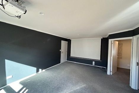 Photo of property in 21 Grabella Place, Papamoa Beach, Papamoa, 3118