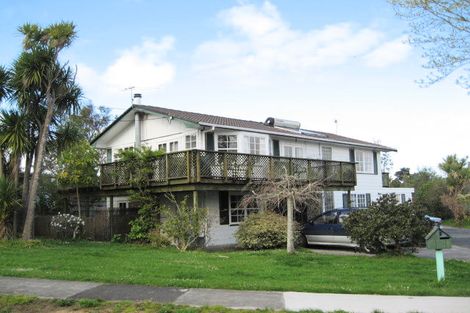 Photo of property in 18 Mcentee Road, Waitakere, Auckland, 0816