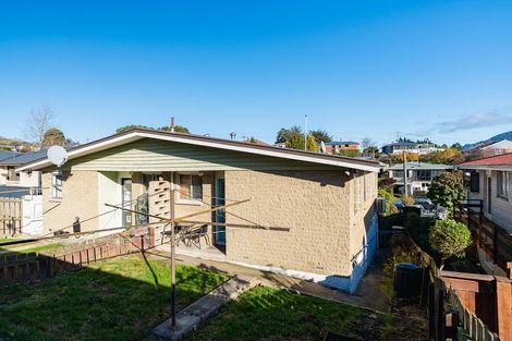 Photo of property in 4 Elwyn Crescent, Green Island, Dunedin, 9018