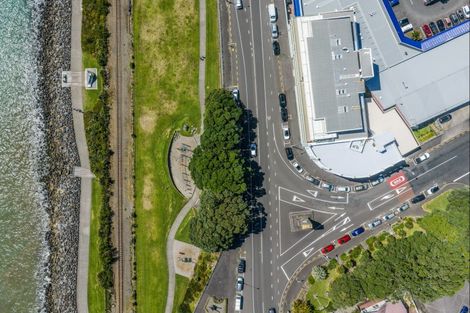 Photo of property in 1c Queen Street, New Plymouth, 4310