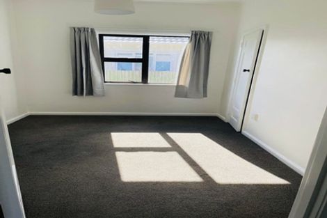 Photo of property in 27 Jackson Street, College Estate, Whanganui, 4500