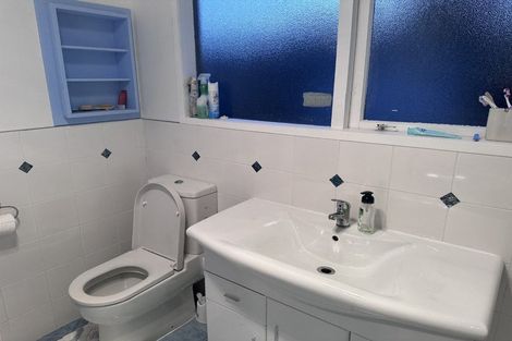 Photo of property in 27 Sunhill Road, Sunnyvale, Auckland, 0612