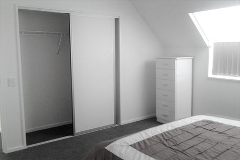 Photo of property in 70d Elizabeth Street, Riccarton, Christchurch, 8041